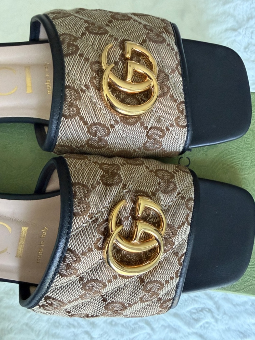 Gucci GG Canvas Slide Sandals – Size 39.5 – With Box - Picture 4 of 9